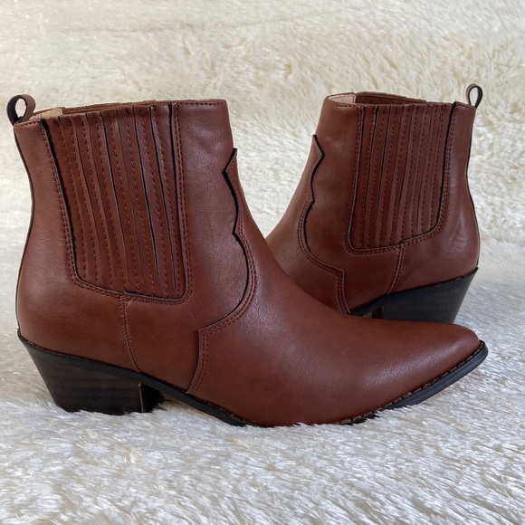 NEW| CHASE AND CHLOE Chelsea Western Boot - Picture 8 of 13